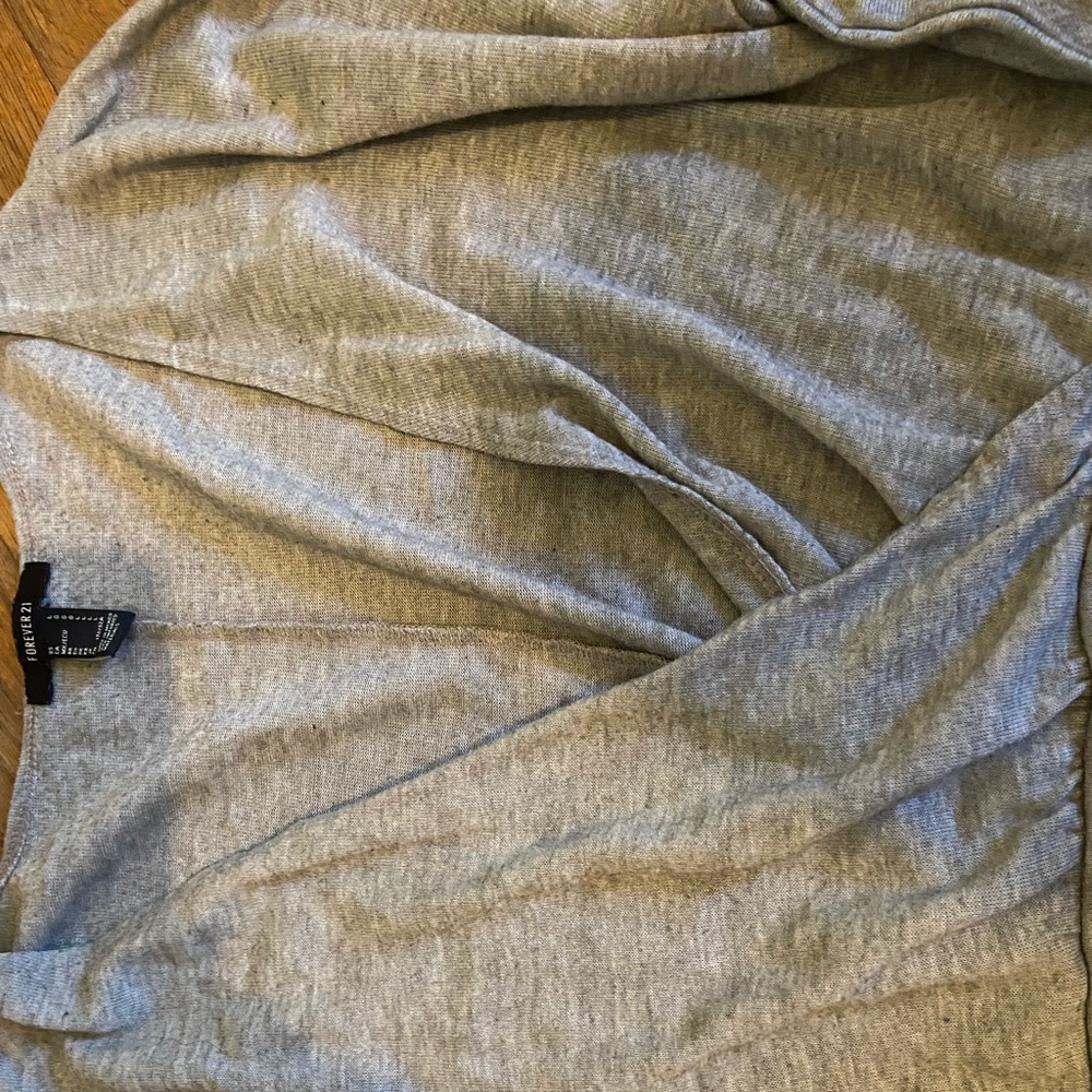 criss cross crop top size L